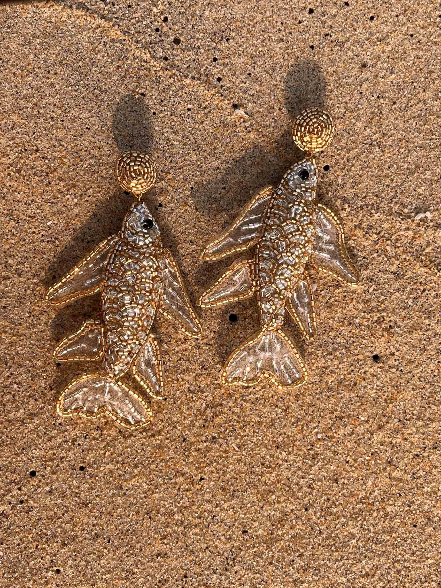 Poissons brodés
